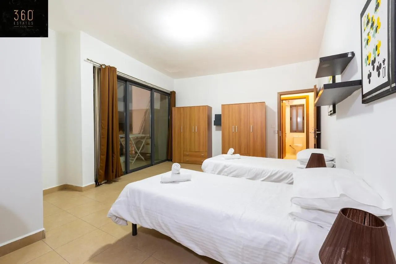 Spacious Pv Apt Close To Clubs & Schools With Wifi By 360 Estates Saint Julian's 0*,  Malta