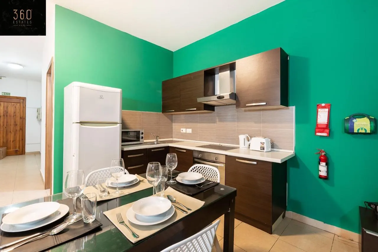 Spacious Pv Apt Close To Clubs & Schools With Wifi By 360 Estates Saint Julian's 0*,  Malta