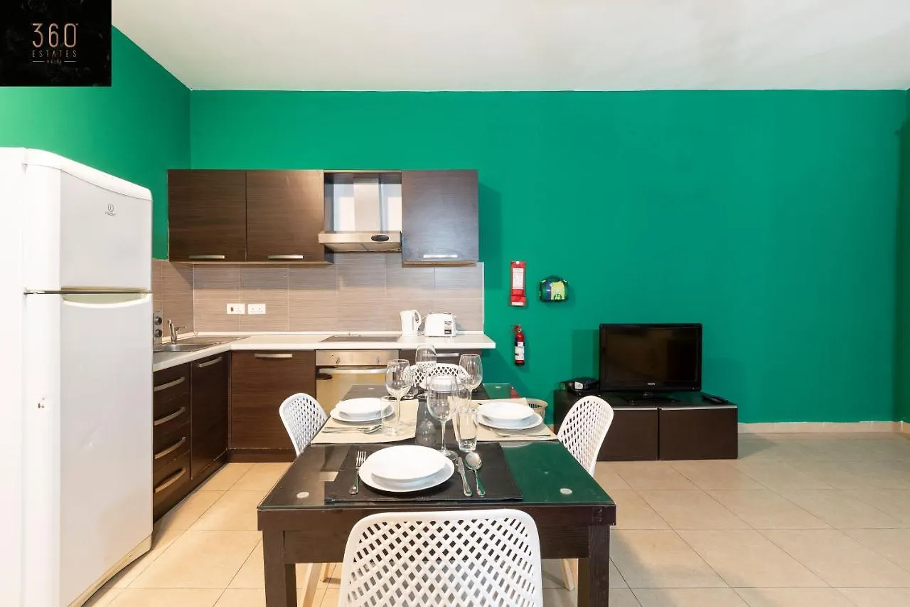 Spacious Pv Apt Close To Clubs & Schools With Wifi By 360 Estates Saint Julian's Malta