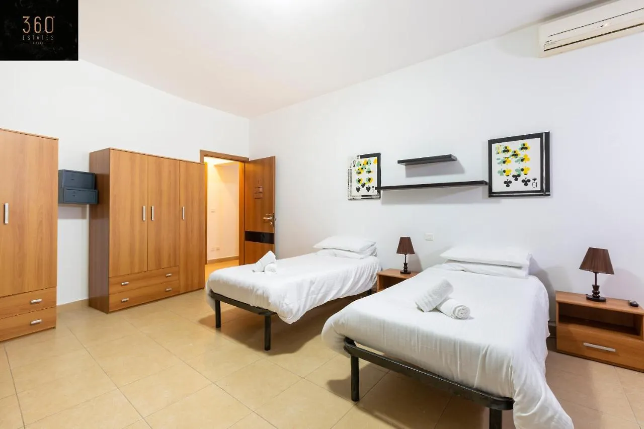 Spacious Pv Apt Close To Clubs & Schools With Wifi By 360 Estates Saint Julian's