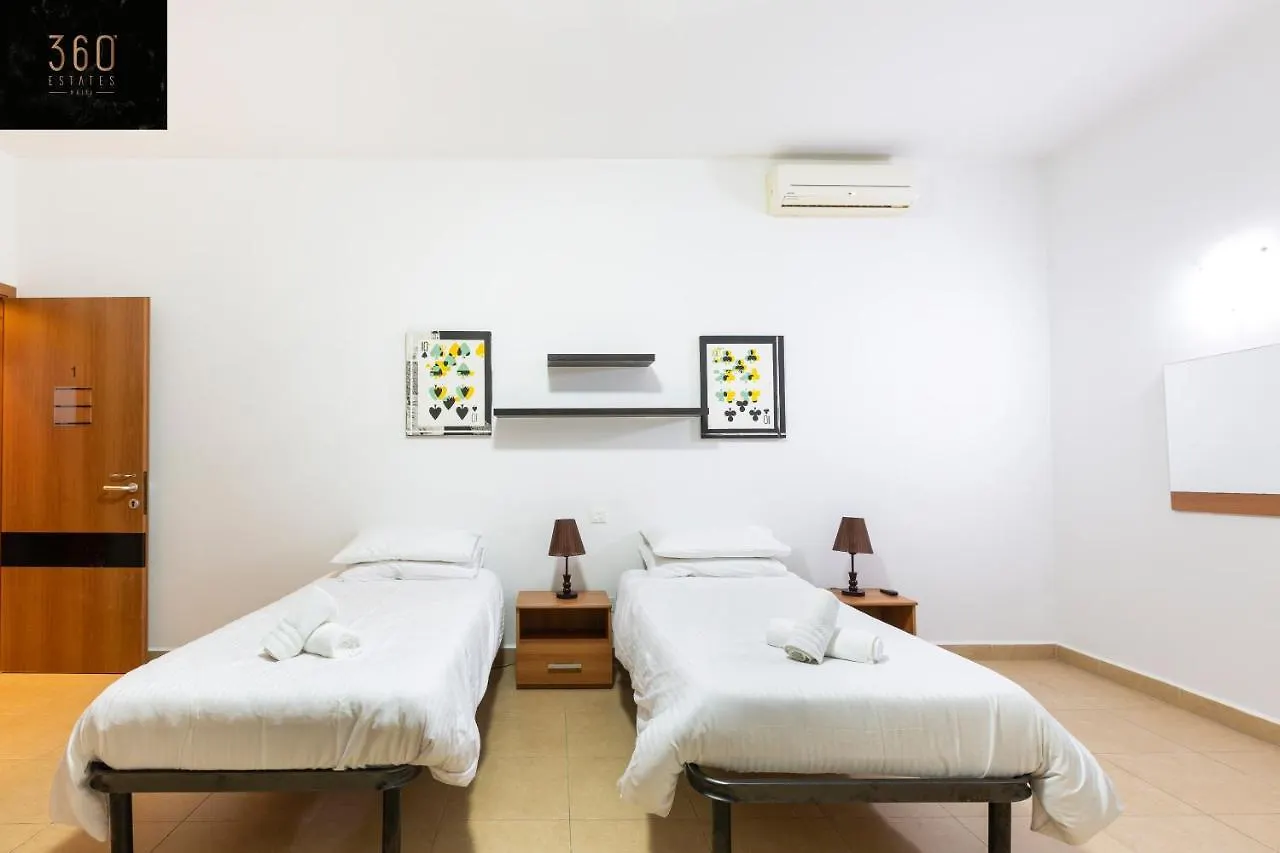Apartment Spacious Pv Apt Close To Clubs & Schools With Wifi By 360 Estates Saint Julian's