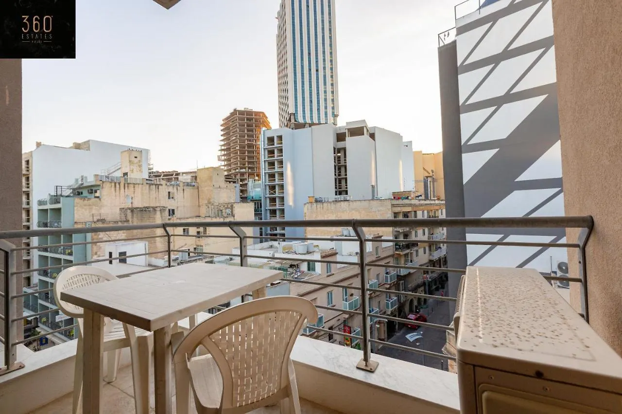 Apartment Spacious Pv Apt Close To Clubs & Schools With Wifi By 360 Estates Saint Julian's